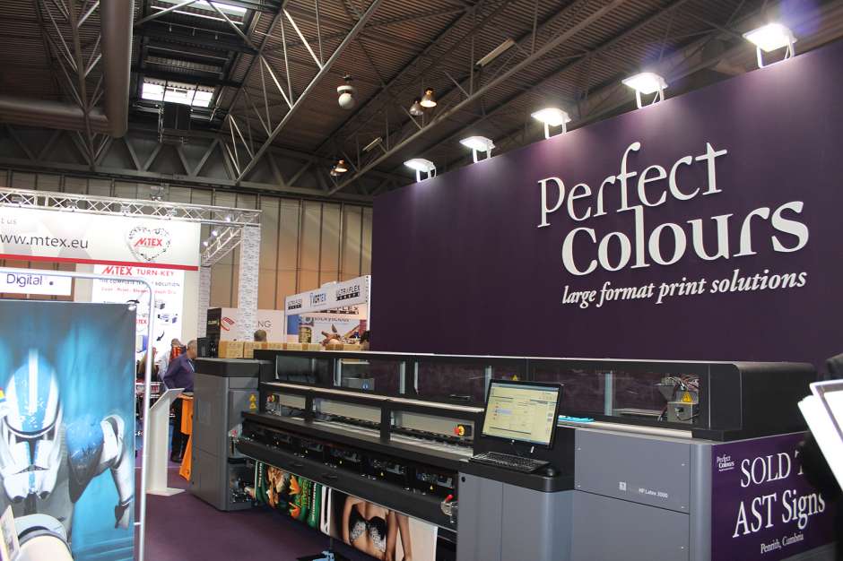Break into large-format with Perfect Colours at SDUK